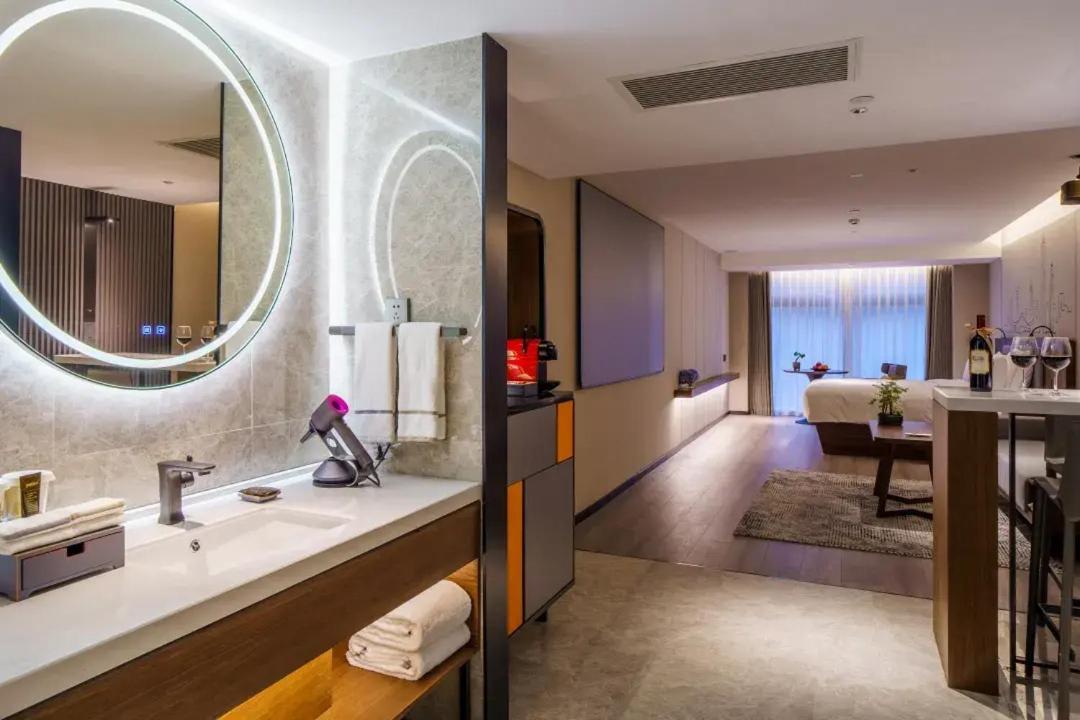 Urcove By Hyatt Futian Cbd Hotel Shenzhen Exterior foto